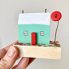 Load image into Gallery viewer, 7PM Friday workshop:Little Wooden House with Button Flower SOLD OUT!

